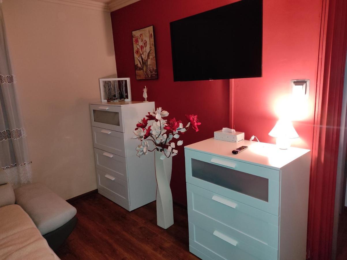 Matyas Apartman Tata Exterior foto